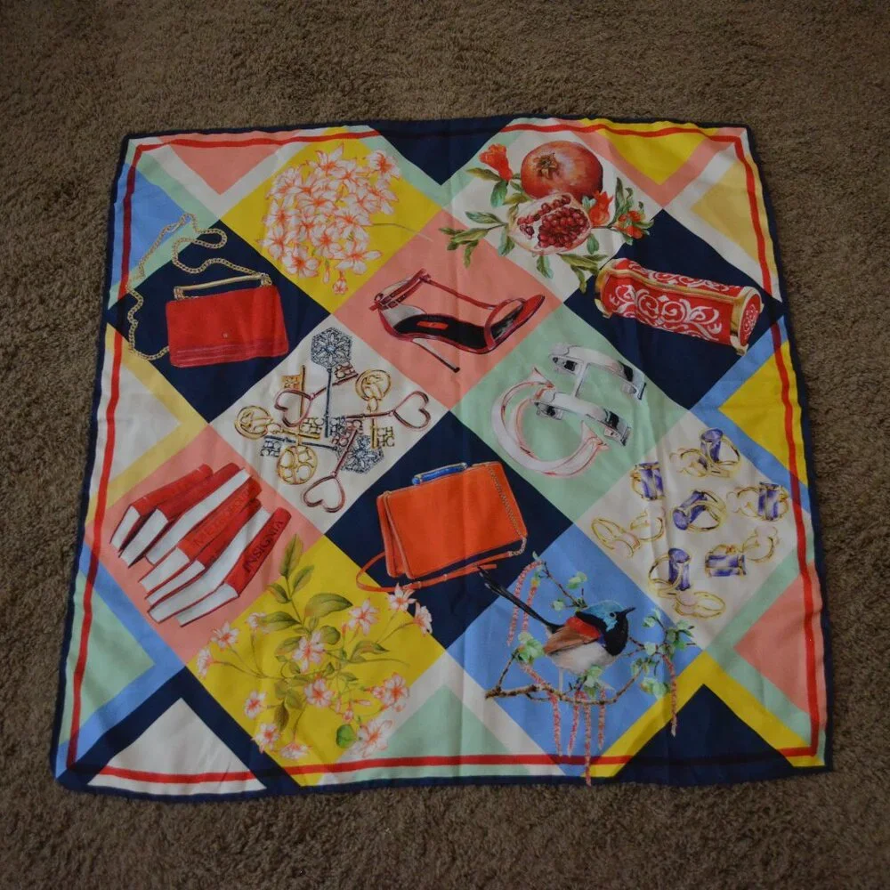 NWOT Carolina Herrera CH Square Silk Patchwork Scarf
